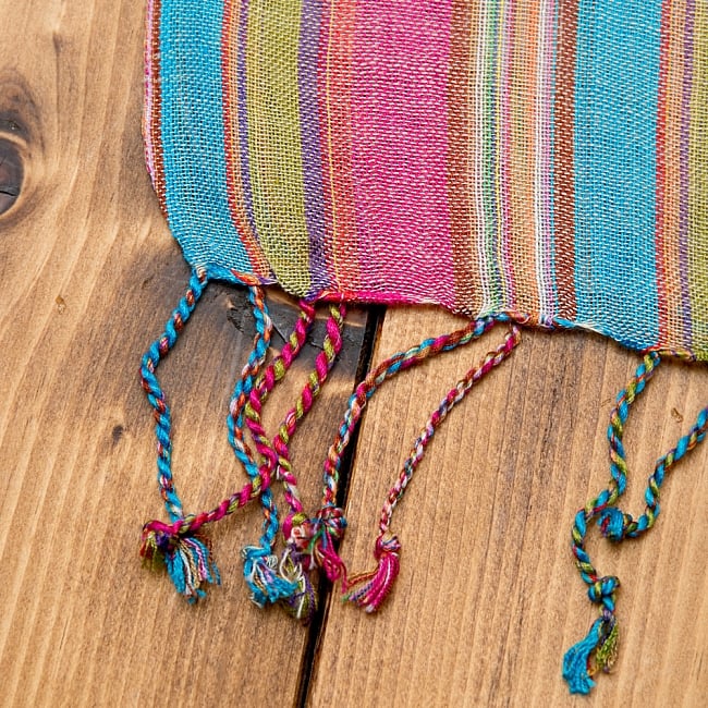 カラフルストライプスカーフ- グレー 2 - 端は丁寧にねじられていて可愛いです＾＾