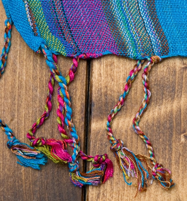 カラフルストライプスカーフ- ブルー 2 - 端は丁寧にねじられていて可愛いです＾＾