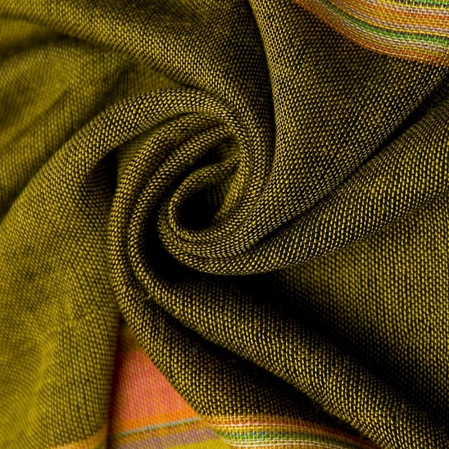 カラフルストライプスカーフ- 黄×黒 4 - 柔らかく気持ちの良い素材です