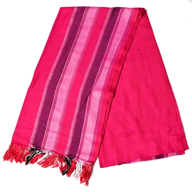 インドの伝統布ルンギーのボーダーストール〔200cm×97cm〕ピンク×ブラック 2 - 折りたたむとこのような感じです
