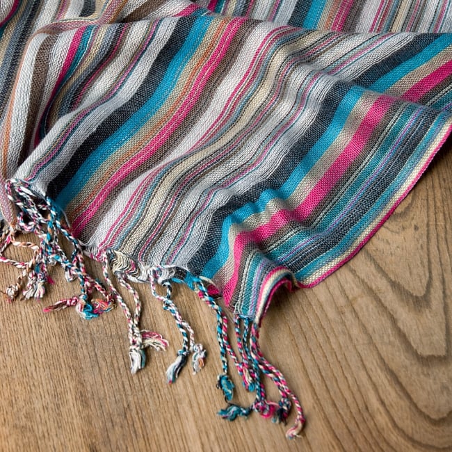 カラフルストライプスカーフ -グレー×マルチ系 4 - フリンジ部分はこんな感じです。