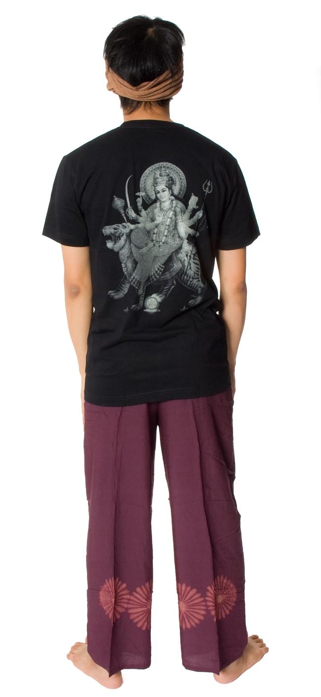 シンプルリラックスパンツ 【あずき】の商品写真 2枚目 後ろ姿はこんな感じです。