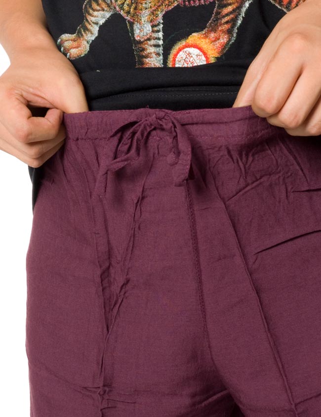 シンプルリラックスパンツ 【あずき】の商品写真 3枚目 ウエストはゴムと紐なので楽ちんです。