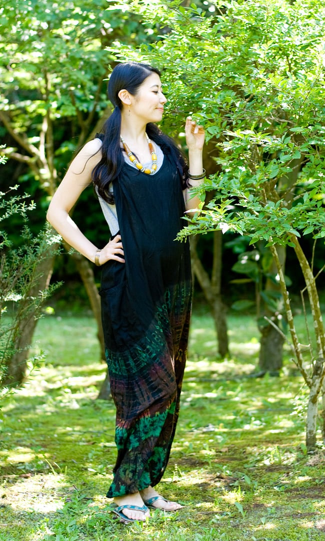 タイダイロングサロペット 【黒×茶系】の写真