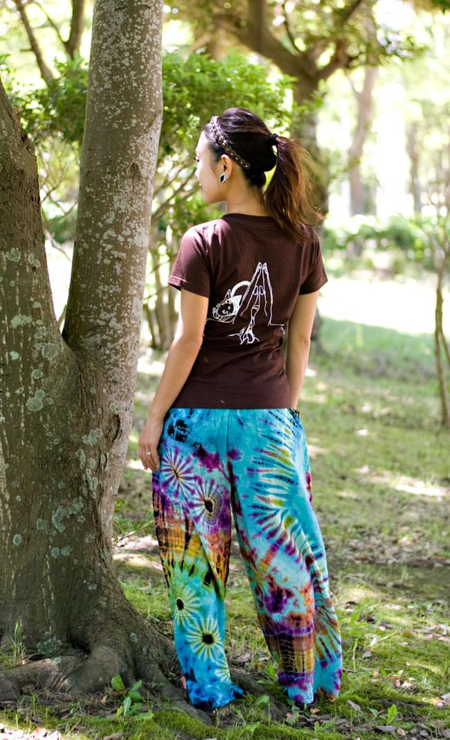 タイダイレーヨンリラックスパンツ 【パステルブルー系】の商品写真 2枚目 生地もサラサラしているので、肌にまとわりつかず快適!