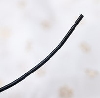 牛革紐 切り売り - 太さ:2mm〔黒〕の商品写真