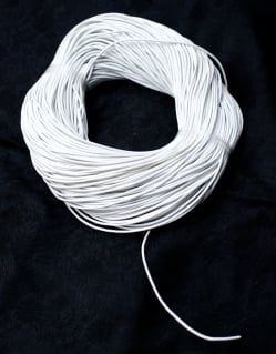 牛革紐 切り売り - 太さ:1.5mm〔白〕 - サブ5