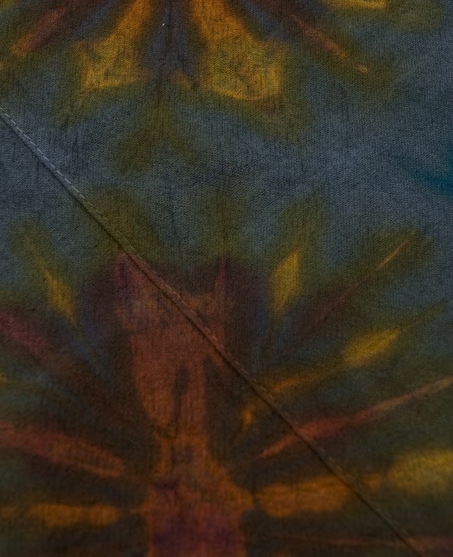 タイダイコットンタイパンツ-シワ加工【ロング】グレーベース系 2 - 素材感がわかるようにアップにしてみました。