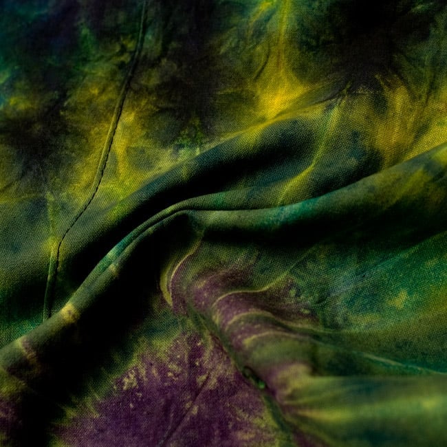 タイダイコットンタイパンツ 【ロング】 グリーン×パープル系 3 - 質感がわかるようにくしゅっとしてみました。