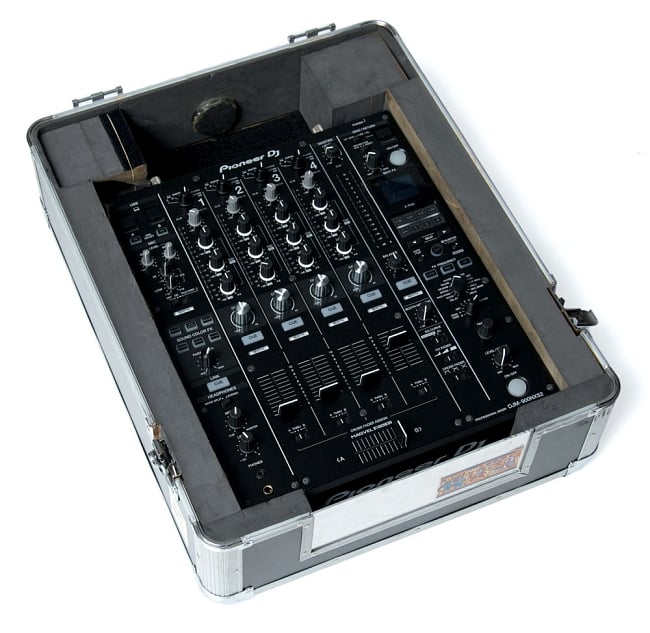 PIONEER DJM-900NXS2[レンタル・片道送料込] 4 - 箱の中に安全に入った状態でお送りします。