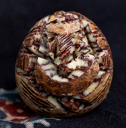 【10個セット】キンマの実に彫られたガネーシャ - Supari Ganesh - サブ2