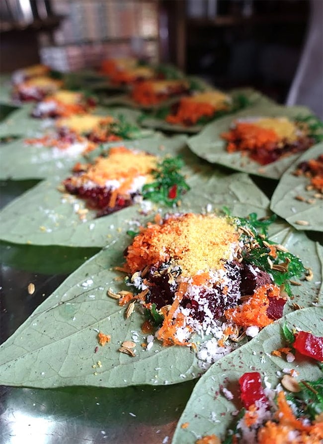 【10個セット】キンマの実に彫られたガネーシャ - Supari Ganesh 8 - こちらがインドのパーンです