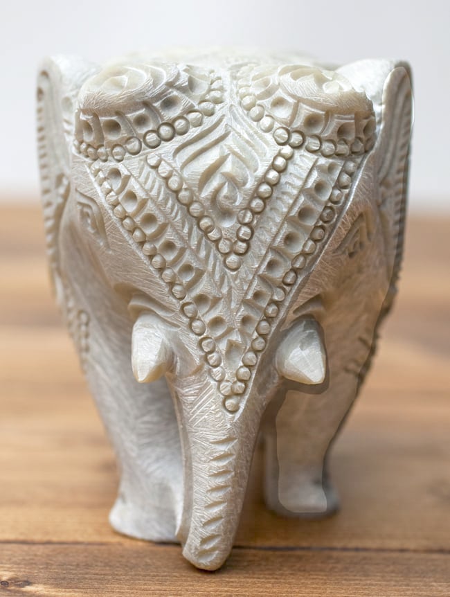 象の中に象がいる！ ソープストーン入れ子彫刻(約12cm) の通販[送料 