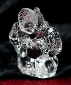 インドの神様 ガラス製ペーパーウェイト〔6cm〕 - ガネーシャ - サブ4