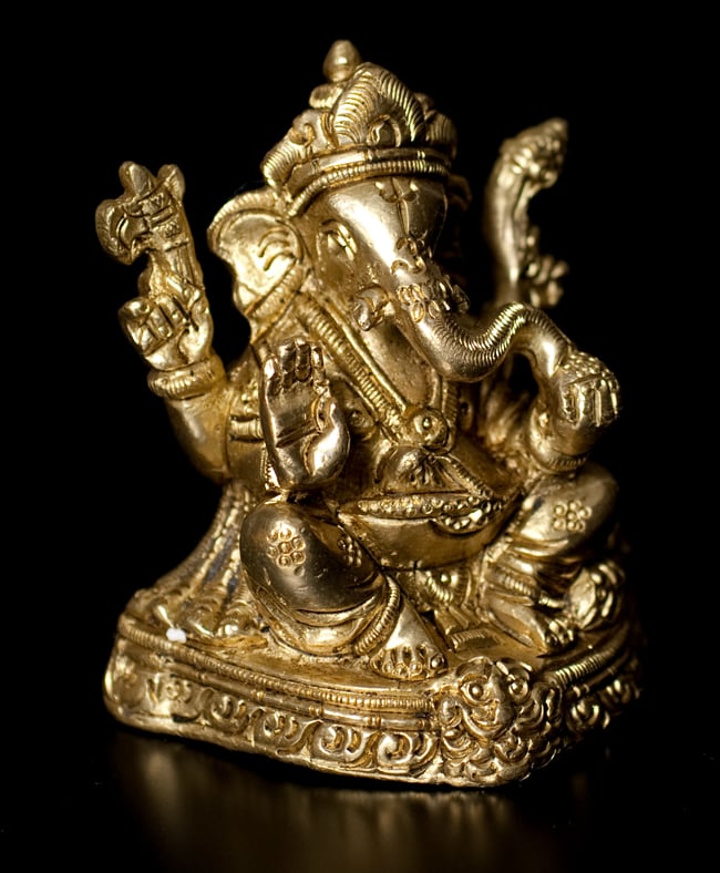 ガネーシャ 8cm 新入荷］ガネーシャ像(夢をかなえる神様)木彫り 新入荷