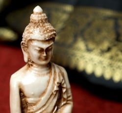 ホワイト・ブッダ[9cm] - サブ3