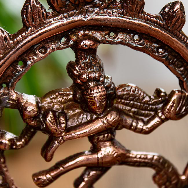 ダンシング・シヴァ【約19cm】 2 - 顔の拡大写真です
