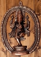 〔壁掛けタイプ〕インドの神様ウォールハンギング - オーバルガネーシャ〔52cm〕の商品写真
