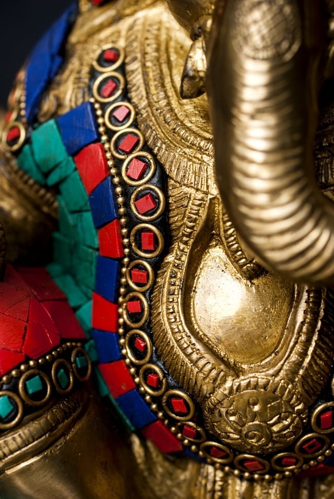 【一点もの】緑青石装飾のガネーシャ[高さ：27cm] 6 - 豊かな腹部の表現