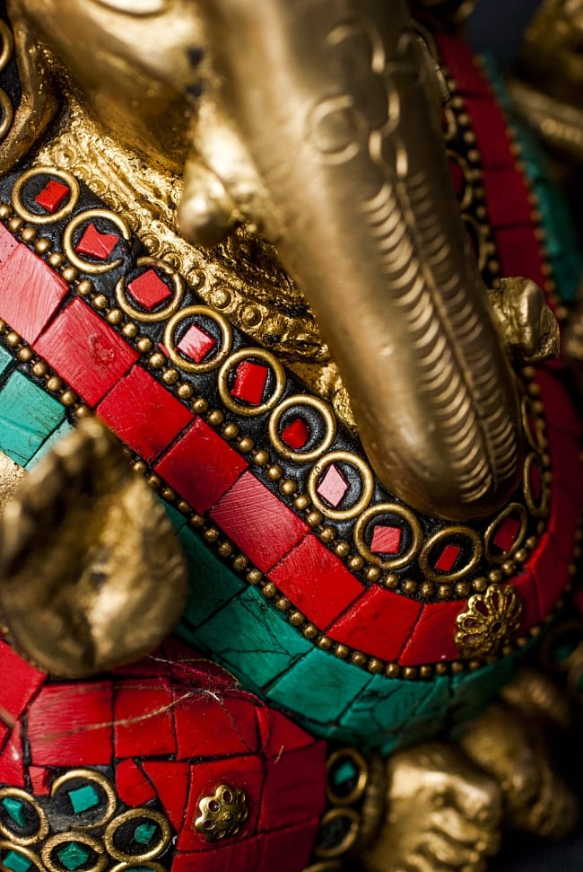 【一点もの】緑青石装飾のガネーシャ[高さ：12cm] 8 - 重厚で存在感のあるガネーシャです