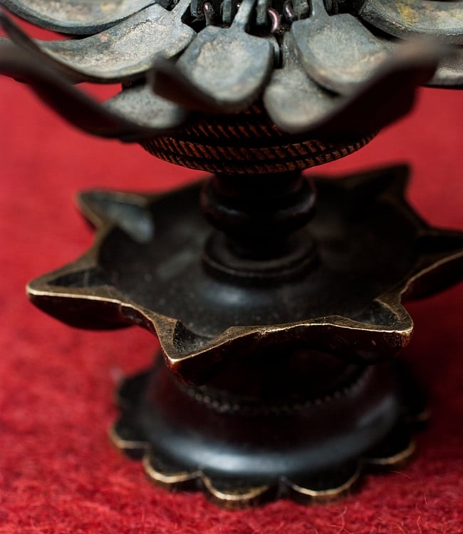 ロータスのお香&キャンドルスタンド - 二段 - 11.5cm 3 - キャンドルなどを乗せる部分になります。