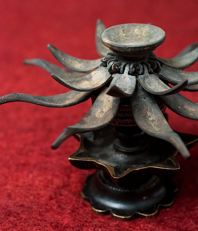 ロータスのお香&キャンドルスタンド - 二段 - 11.5cm 6 - 花びらを開いた状態です。