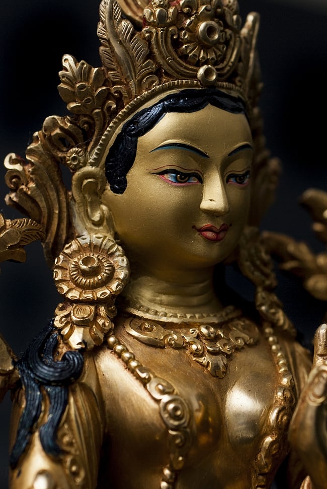 多羅菩薩（ターラー） 銅造鍍金仕上げ - 23cm 5 - 柔和で慈愛に満ちた表情が美しいです。