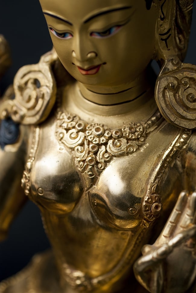 多羅菩薩（ターラー） 銅造鍍金仕上げ - 33cm 16 - 胸元の様子です。