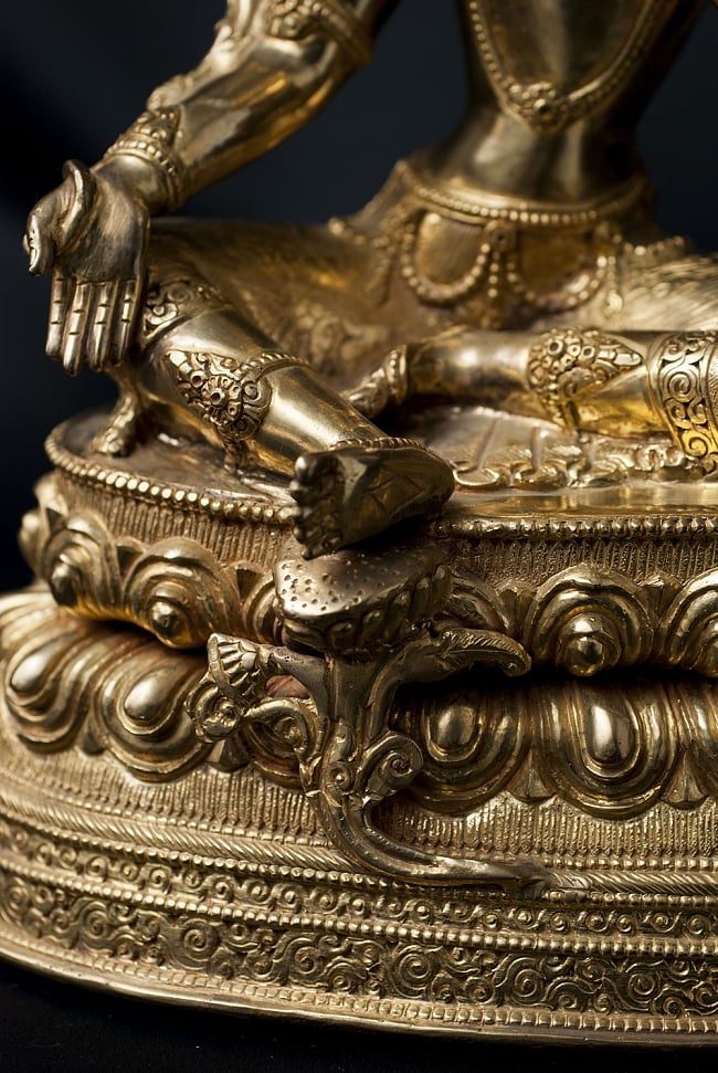 多羅菩薩（ターラー） 銅造鍍金仕上げ - 33cm 19 - 重厚な存在感のある神像です。