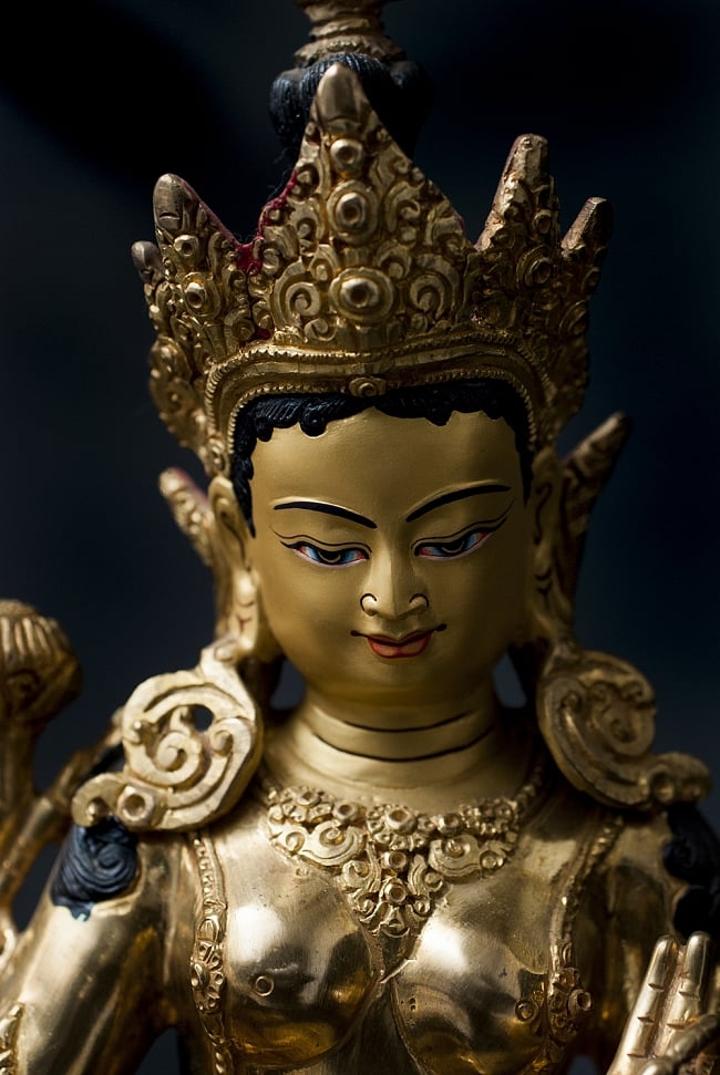 多羅菩薩（ターラー） 銅造鍍金仕上げ - 33cm 4 - お顔の拡大です。柔らかな表情に慈愛を感じます。