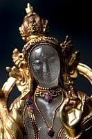 水晶多羅菩薩（クリスタル・ターラー） 銅造鍍金水晶彫琢仕上げ - 24cmの商品写真