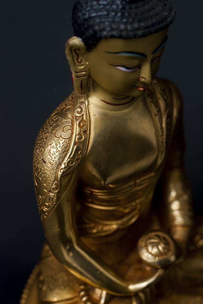 阿弥陀仏（ブッダ・アミタバ） 銅造鍍金仕上げ - 21cm 10 - 肩口の様子です。