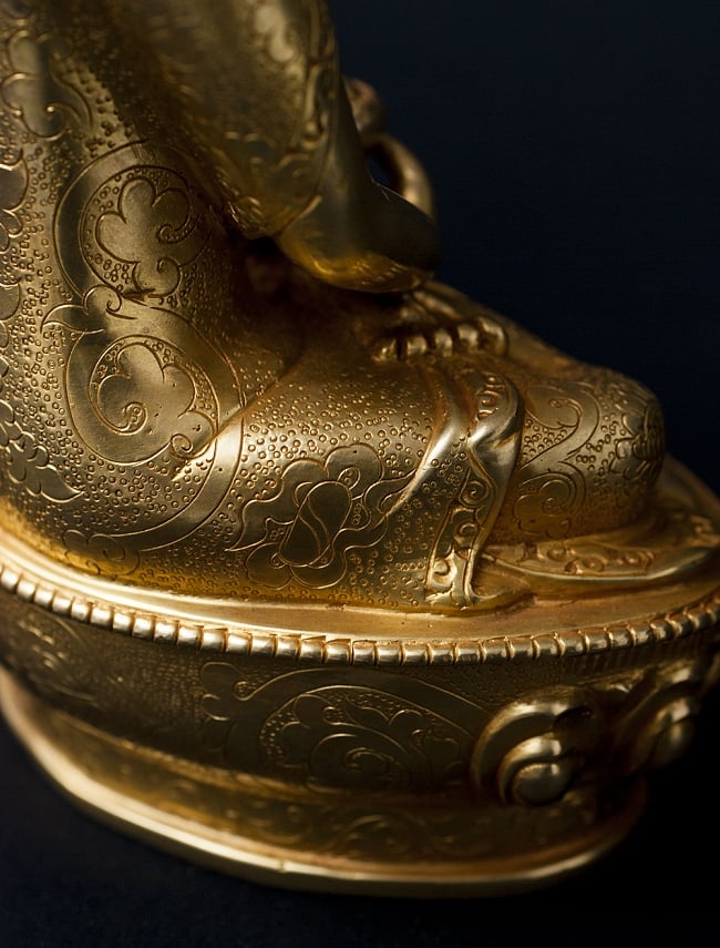 阿弥陀仏（ブッダ・アミタバ） 銅造鍍金仕上げ - 21cm 19 - 角度を変えてみてみました。