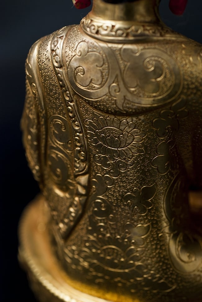 阿弥陀仏（ブッダ・アミタバ） 銅造鍍金仕上げ - 21cm 20 - どのような角度からみても眺めるほどに発見があります。