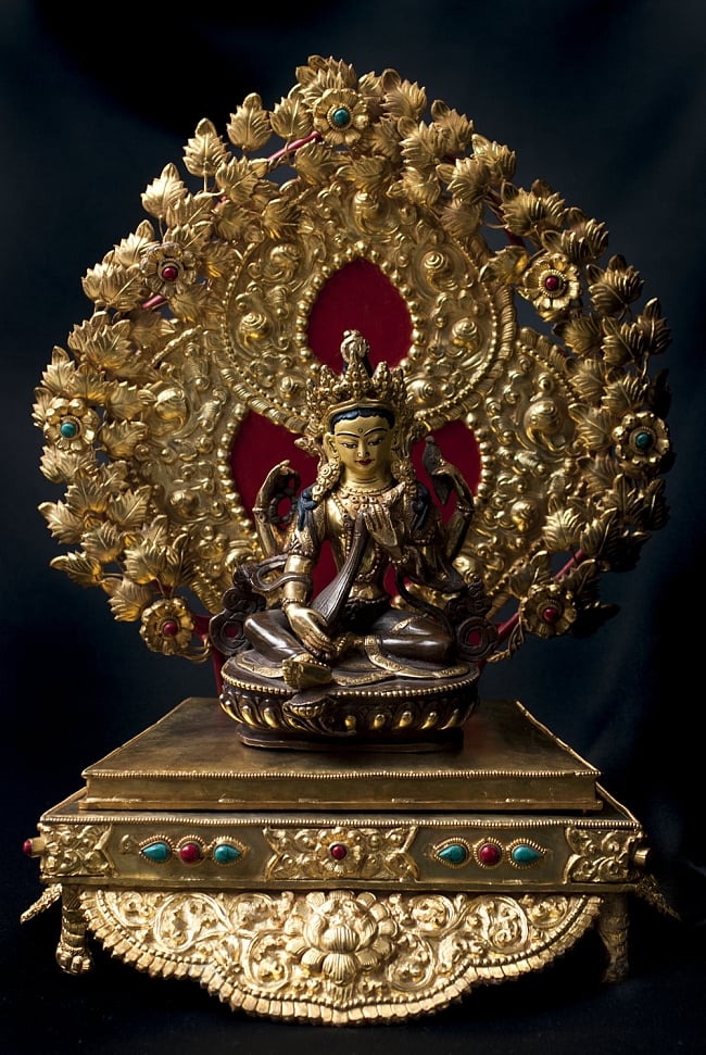 神像・仏像用台座 - 銅造鍍金仕上げ 14 - 弁財天(サラスヴァティ) 銅造鍍金仕上げ - 15cm(TI-RSDL-1368)を設置してみました。