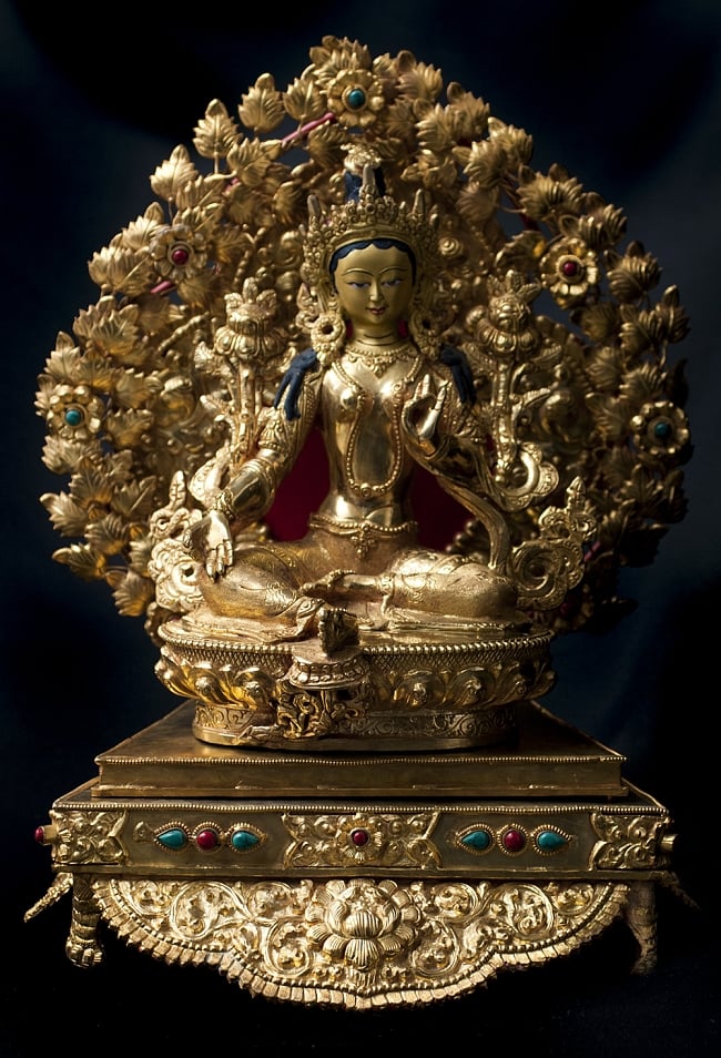 神像・仏像用台座 - 銅造鍍金仕上げ 15 - 緑多羅菩薩(グリーンターラー) 銅造鍍金仕上げ - 21.5cm(TI-RSDL-1367)を設置してみました。