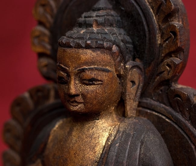 [一点もの]木彫りの仏陀（ブッダ） - 18cm 5 - お顔の部分を更にアップにしました