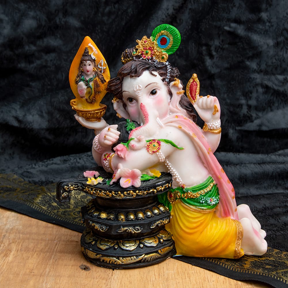 神様？フィギュア