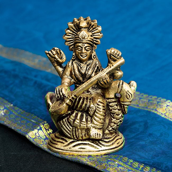 ブラス製 サラスヴァティ像 - 8cm 9 - デザイン1。光背のデザインが少し違います