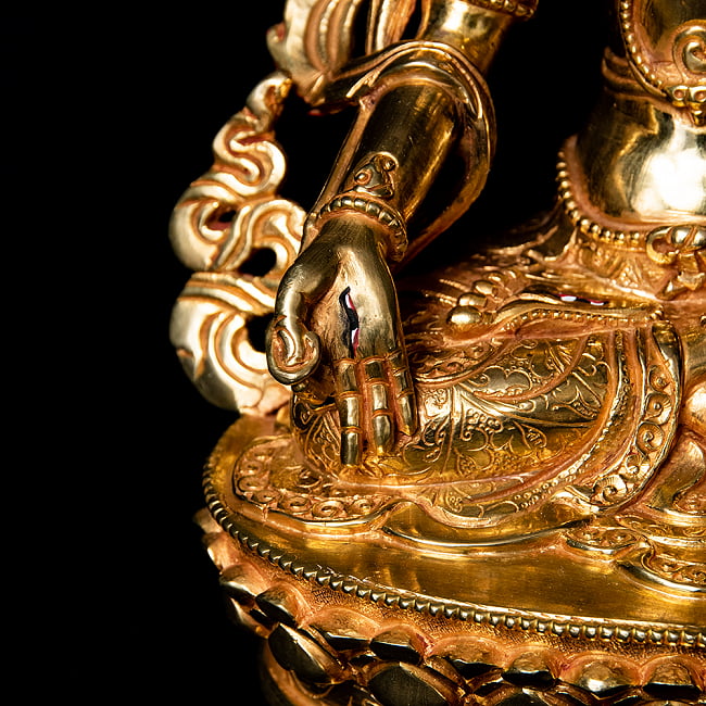 白多羅菩薩（ホワイト・ターラー） 銅造鍍金仕上げ - 26cm 6 - 手のひらにも眼が描かれています。