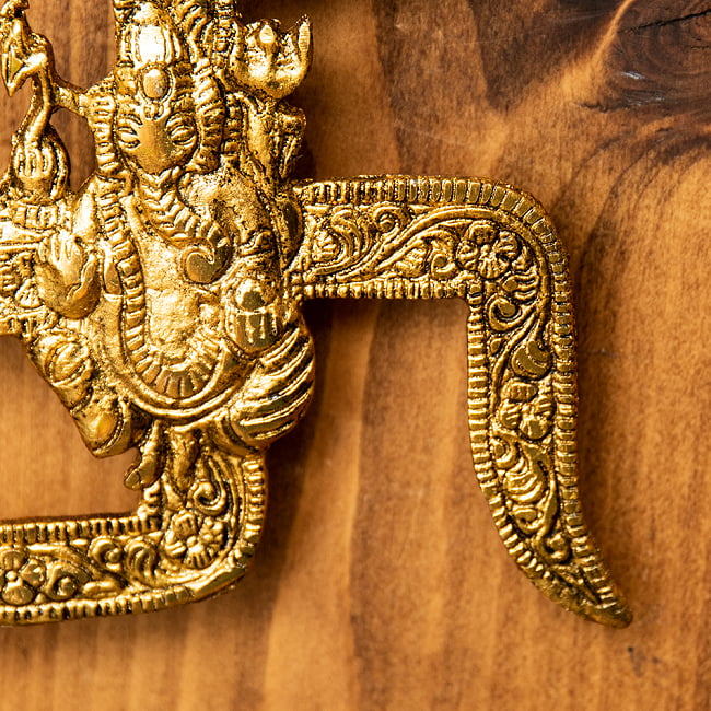 〔壁掛けタイプ〕インドの神様ウォールハンギング - スワスティカ・ガネーシャ - 10cm 3 - 角度を変えてみてみました。