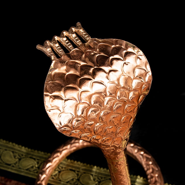 聖なる蛇 ナーガ 銅製 34cm 3 - 銅の質感が素敵です。
