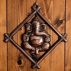 〔壁掛けタイプ〕インドの神様ウォールハンギング スクエア・ガネーシャ 30cm