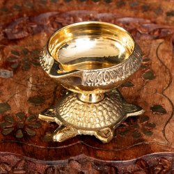 台座付き ディア・オイルランプ 直径約5cm 高さ約4.5cm(TI-RSDL-1592)