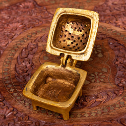 ブラスのハンドル付き　プージャ香炉　樹脂香などに便利 - サブ4