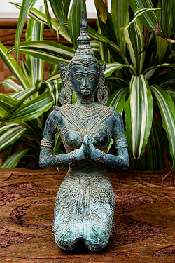 インドネシアの神様像 シータ - 32cmの商品写真