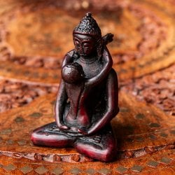 ブッダ・シャクティ - 赤茶[約8cm](TI-RSDL-1668)