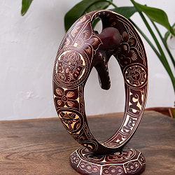 手彫り模様のインドの神様 - タントラ シャクティ [約25.5cm×20cm × 12cm] - サブ2