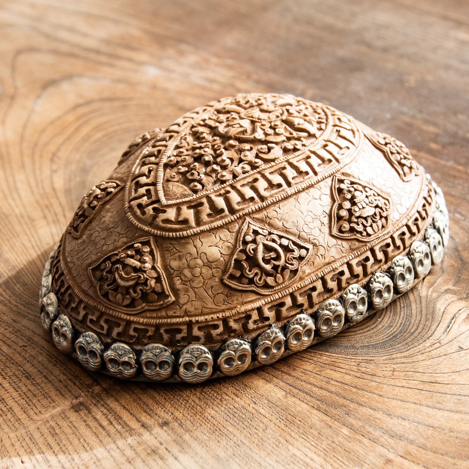 頭骨杯 カパラ [約17cm×13cm×6cm] の通販[送料無料] - TIRAKITA.COM