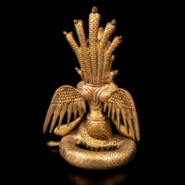 蛇の神様　富や繁栄の象徴　ナーガ像　美しいブラス製〔約22cm×約13.5cm 約9cm 約2178g〕 12 - 拡大写真です